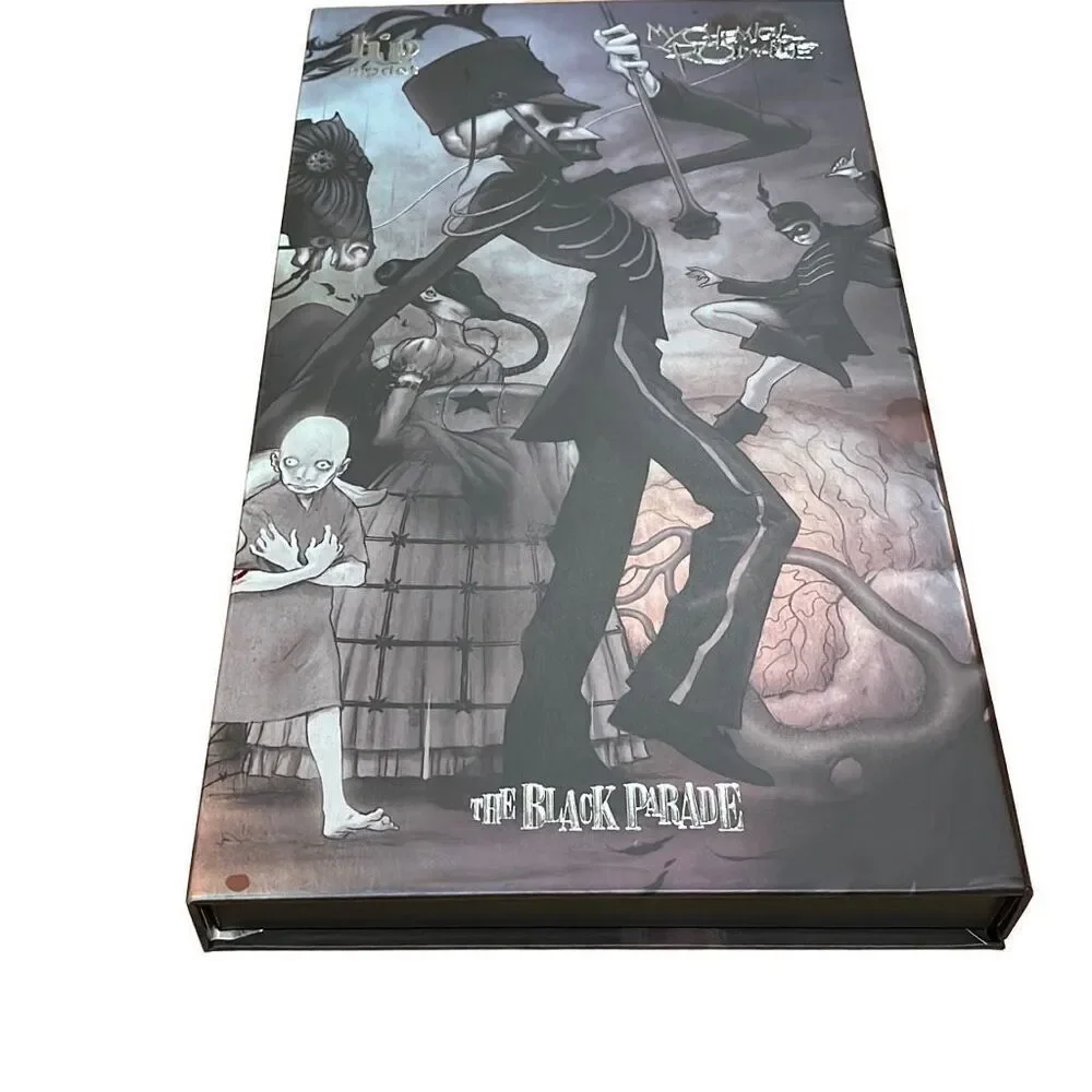 Hot Topic perfect new